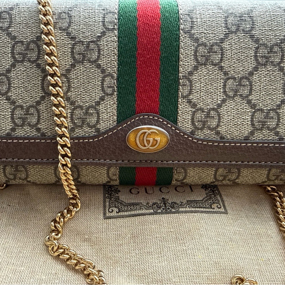 Gucci Ophidia Chain Wallet Beige and Brown Clutch with Red and Green Stripe